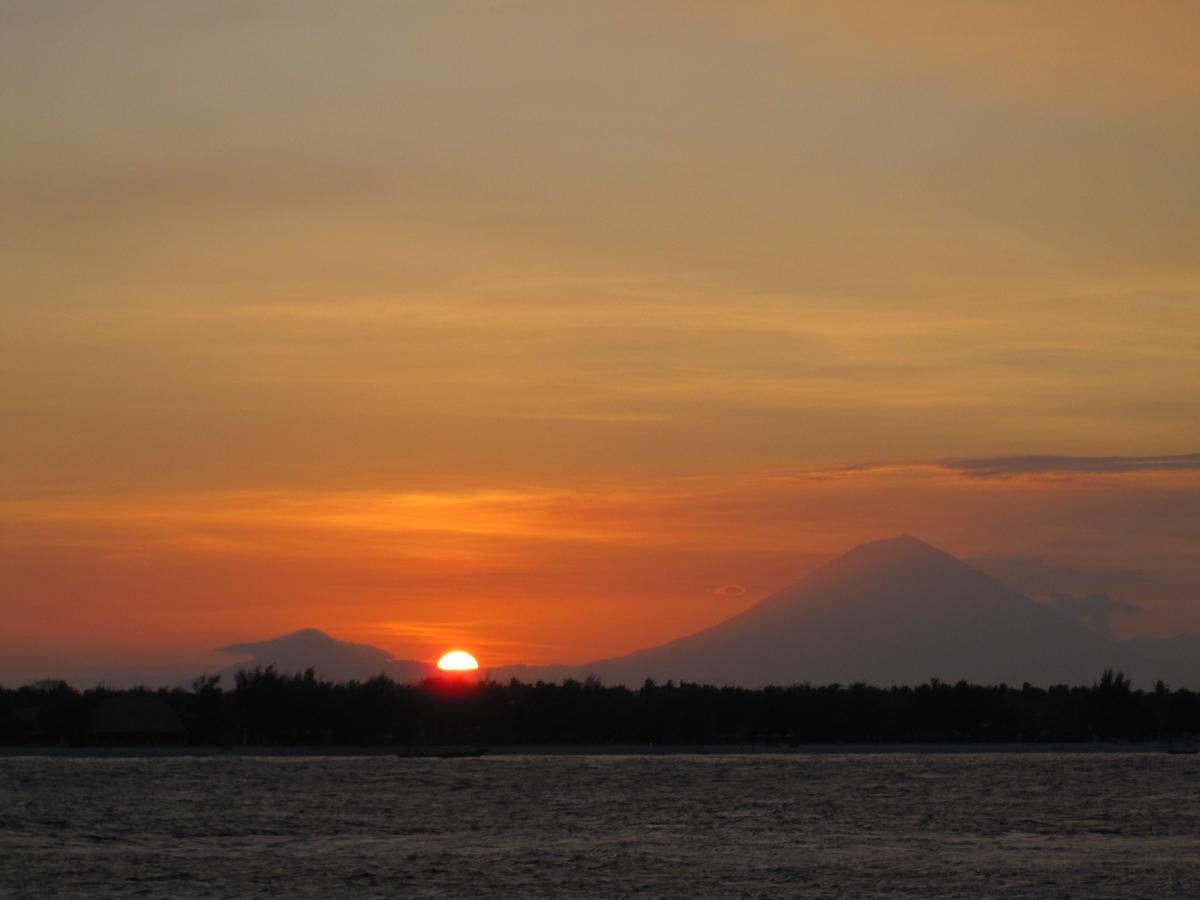 Jepun Bungalows Gili Meno Dış mekan fotoğraf